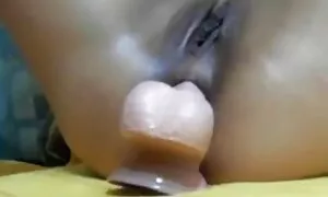 Một cô gái sa đọa với kính mất niềm vui trong một chàng trai mạnh mẽ dương vật trong miệng và hút nó với sự hài lòng, liếm nó với một lưỡi từ đầu đến cuối. Tại thời điểm này, phim sex nhat ban jav các chàng trai hoàn toàn đánh thức, và nếu các cô gái, tiếp tục mút dương vật ở cùng một tinh thần, ông sẽ sớm kết thúc, và niềm vui của mình với một bạo lực xuất tinh. Dâm đãng, tiếp tục đánh bóng đen với cùng một phong cách và các chàng nhanh chóng có một rất khoái đối xử với những kẻ trung.