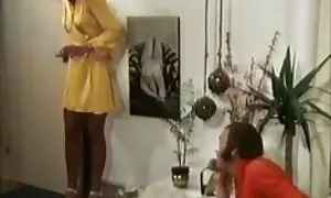Một cô gái tóc vàng với một rất đẹp đi vào phòng tắm để gắn một máy quay phim lén và có quan hệ tình dục với bạn trai của cô. Khi các chàng bước vào phòng, các bạn gái đã bị bệnh ung thư và muốn bạn trai của cô sex. Vẻ đẹp kéo dài ra cung của mình với chính đôi bàn tay mình, và các chàng trai đã phá vỡ theo cách của mình vào cô ấy vẻ đẹp của chặt và bắt đầu chỗ những trẻ con bò cái dương vật của mình. Vẻ đẹp đã giúp cô ấy yêu quý để vuốt ve cô gái với đôi bàn tay, và chạm vào cô ấy đẹp tinh hoàn với bàn phim jav nhat ban tay cô vì vậy, các chàng trai đã kết thúc ở ngay của mình, cô bé.