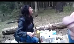 Một cô gái Erika Korti ngồi trước mặt một chàng trai, và xô đẩy cô dương vật trong miệng. Mái tóc đen bắt đầu để hút voluptuously dương vật và liếm nó với nghịch ngợm lưỡi từ đầu đến cuối. Đương nhiên, các chàng trai đã rất hào hứng về việc hút, vì vậy bây giờ ông muốn, càng nhanh càng tốt, để chèn một dương vật trong mông của một người phụ nữ nga và đăng nó. Người đẹp không phải là tất web sex nhật cả đối với sâu thâm nhập vào hậu môn.