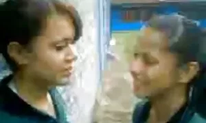 Trong khi vẻ đẹp đã cố gắng để rơi vào giấc ngủ trong nôi, bạn trai trẻ của cô tiếp cận cô ấy ngon miệng và bắt đầu vuốt ve tay của cô, các cô gái cảm thấy sức mạnh và vẻ đẹp của cô, người đàn ông đẹp biết làm thế nào cô ấy trẻ bằng khó khăn và khi người đàn ông đưa con bò cái dễ thương trên đầu gối của mình và bước vào. đằng sau dick của mình, các cô gái bắt đầu rên. Một người đàn ông yêu một cô gái, và cô ấy không thể tin như thế nào bạn trai của cô đã chết tiệt của ông, đó là rất nhiều niềm vui cho một phim sex nhật bản hd không che người đàn ông đã làm tình với một âm chặt như bạn gái của mình, và các chàng kết thúc tốt trong mông của người mình yêu.
