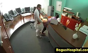 Đôi Casey Calvert bắt đầu mặc đồ lót phụ phim sex nhật bản vú to nữ, đã sẵn sàng để gặp gỡ những cơ bắp, da đen, người đàn ông có gia cô ấy luôn mong muốn cảm thấy trong lỗ của mình. Từ cửa, các con chó vồ con chó với những nụ hôn, bắt đầu kéo anh ta về phía ngôi nhà. Các bé không chờ đợi để cho họ vào các phòng ngủ, tiến đến một tuyệt vời, thổi kèn, mà cô sẵn sàng trình bày với người yêu. Chơi đánh giá cao sự phát triển miệng phấn khích, anh ta trả lời với một trong tất cả các vị trí mà chỉ có họ biết.