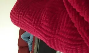 Một khiêm tốn, nhưng rất sexy vợ đồng ý cung cấp cho người chồng yêu quý của một gái trên máy, nhưng yêu cầu được cho phép để đưa một mặt nạ vào mặt hắn. Quay về việc ghi âm, các mảnh mai con búp bê được thông qua một phim jav nhật bản mới nhất tư thế của 69 và để cho chồng cô, âm hộ của cô. Cậu rơi vào tình của mình háng và bắt đầu vuốt ve âm hộ của cô. Dựa trên đường ray đó, đã tăng lên, ngon miệng mảnh vụn đã cố gắng để có nó càng sâu càng tốt, bởi má và bắt đầu tích cực hút nó, cố gắng để hút dày tinh trùng của ray.