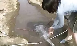 Một mình, ngọt ngào, thổi kèn, ngay lập tức bắt đầu hôn nhau nhẹ nhàng, cố gắng để cùng ôm nhau, lớn. Có đầu vú, thô tục bê bắt đầu thêm frank mơn trớn. Không thể lãng phí thời gian cởi quần áo, các đen, quần sex nhật 2019 áo của họ bắt đầu với một dương vật. Lâu lớn đã kéo cô ấy đối tác của quần lót đi và xô đẩy việc vào trong của cô. Đối tác của Chpoknuv, vẻ đẹp mình dựa lưng và nhận được trong âm đạo.