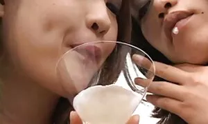 Một cô gái với bộ ngực lớn để chơi với bạn trai của cô là dương vẻ đẹp đã các chàng trai của khó khăn với cô ấy tay và bắt đầu chơi ngọt ngào với cô gái tóc vàng đứng đầu. Em yêu bắt đầu hút và thủ dâm các chàng trai đen và người đẹp. Các cô gái cọ xát người đứng đầu dương vật trên ngực và các chàng trai đã sẵn sàng cho sex, nhưng vẻ đẹp và rên rỉ dịu dàng cho tình dục. Vẻ đẹp và đã được hạnh phúc, các cô gái đã muốn xem làm thế nào các người đàn ông trẻ tuổi bắt đầu được chất và tinh trên bộ các diễn viên jav nhật bản ngực lớn với.