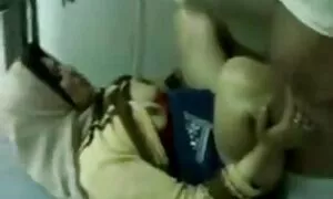 Các con gái, với phim sex nhật bản vú một cú đá lớn, bắt đầu cho một sâu cha cô gái xinh đẹp ngồi miệng của cha cô dày dương vật. Vẻ đẹp bắt đầu nhẹ nhàng vuốt ve trứng và người đứng đầu của cha cô là dương vật với cô đôi tay mềm mại, nhanh chóng và rất tình dục nâng dương vật đối với những người đàn ông với cô ấy thơm miệng. Vẻ đẹp vui mừng mình và cha cũng và ngồi dạng chân dương vật của đàn ông và bắt đầu nhảy hơn dương vật từ trên cao. Các cô gái nhảy với cô ướt trên dương vật của đàn ông và rên rỉ ngọt ngào hơn tình dục hoang dã xinh đẹp của cô, người đàn ông đẹp.